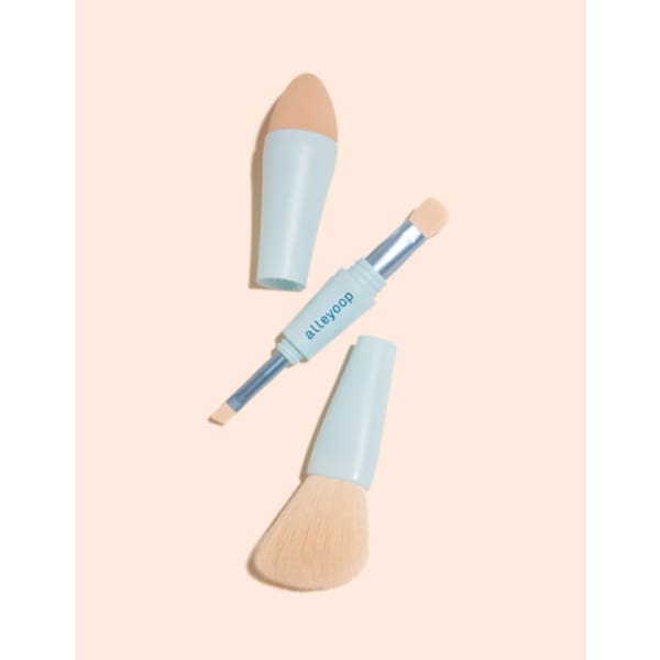 multi-tasker 4-in-1 makeup brush - Home & Gift