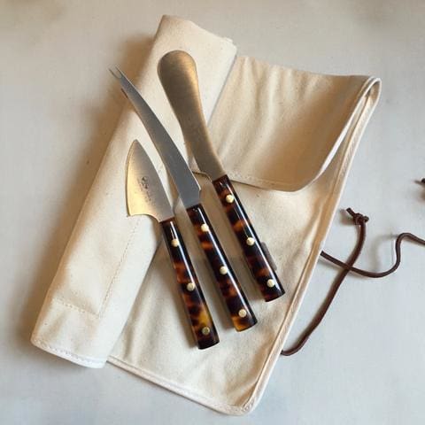 Berti Cutlery Cheese Knife Roll